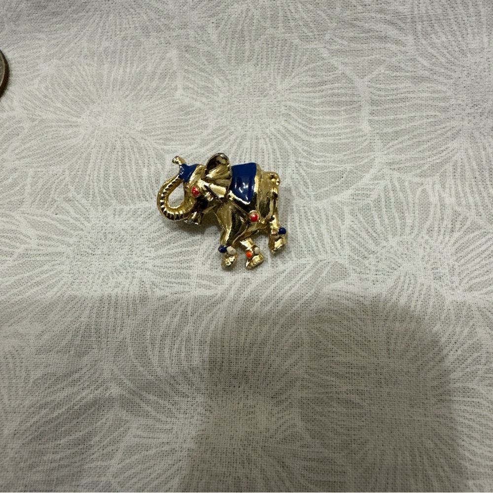 Blue & Gold Circus Elephant Pin